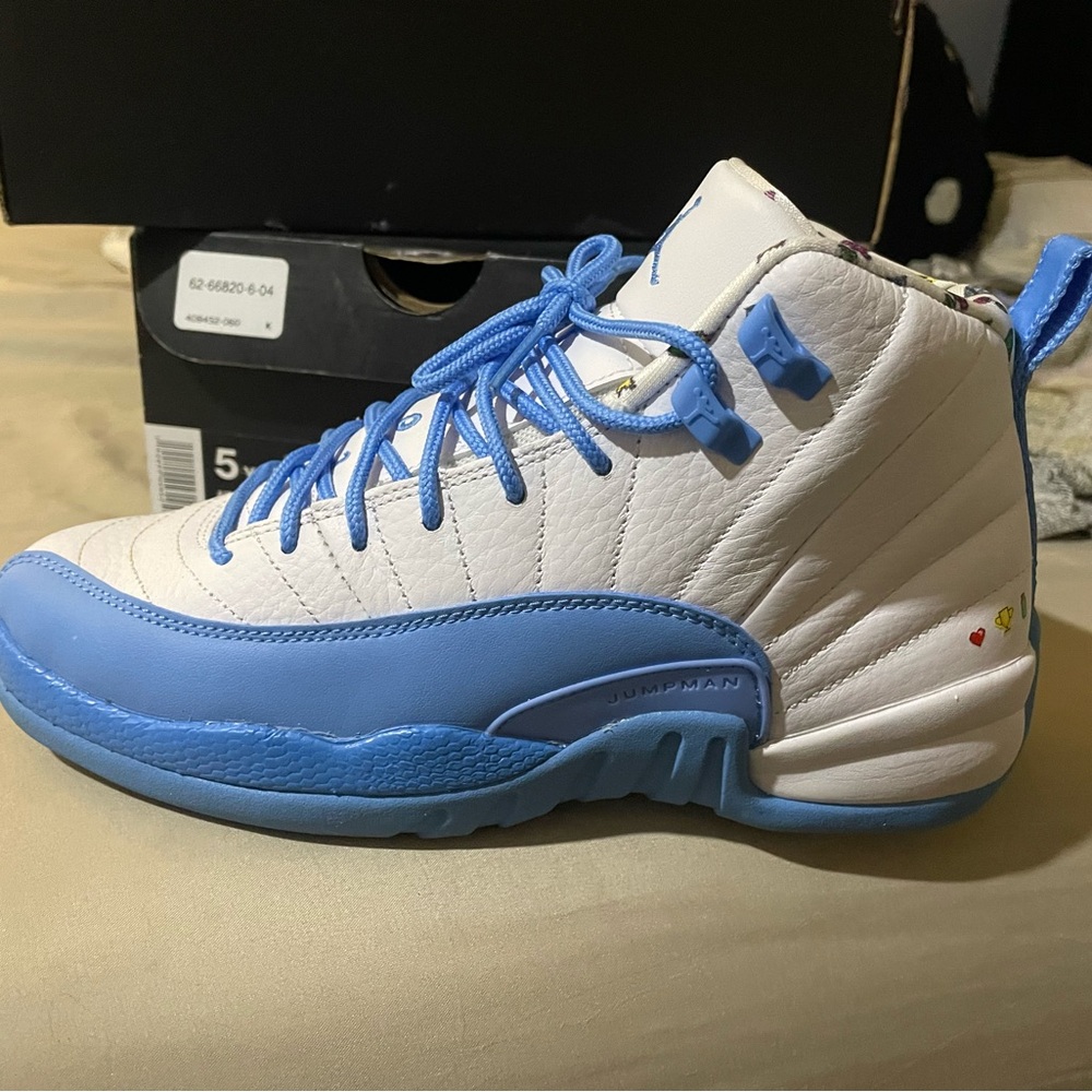 NIKE Jordan 12 Retro Emoji University Blue